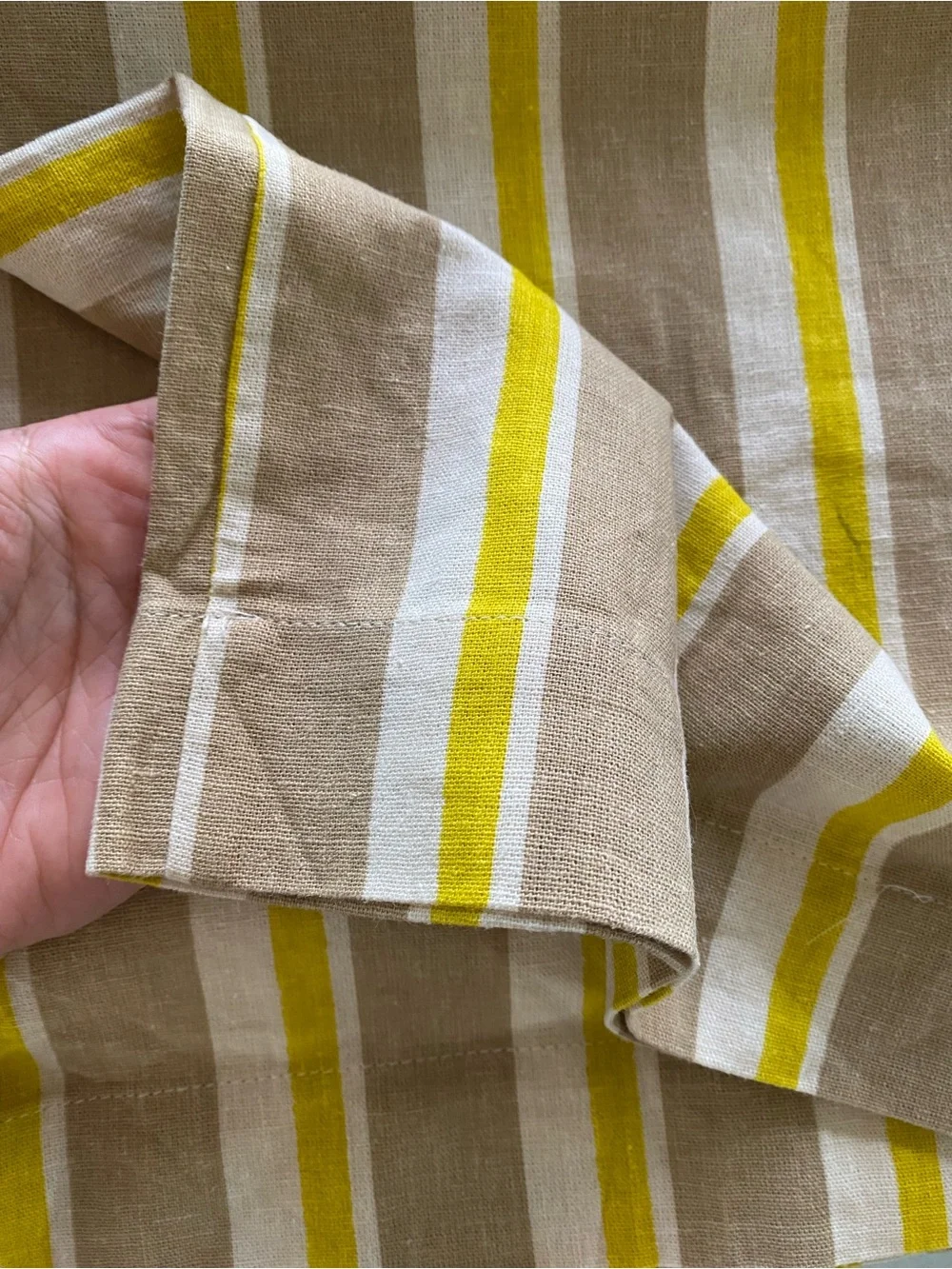 ZARA Striped Linen Blend Wide-Leg Trousers in Beige and Yellow! 🐚